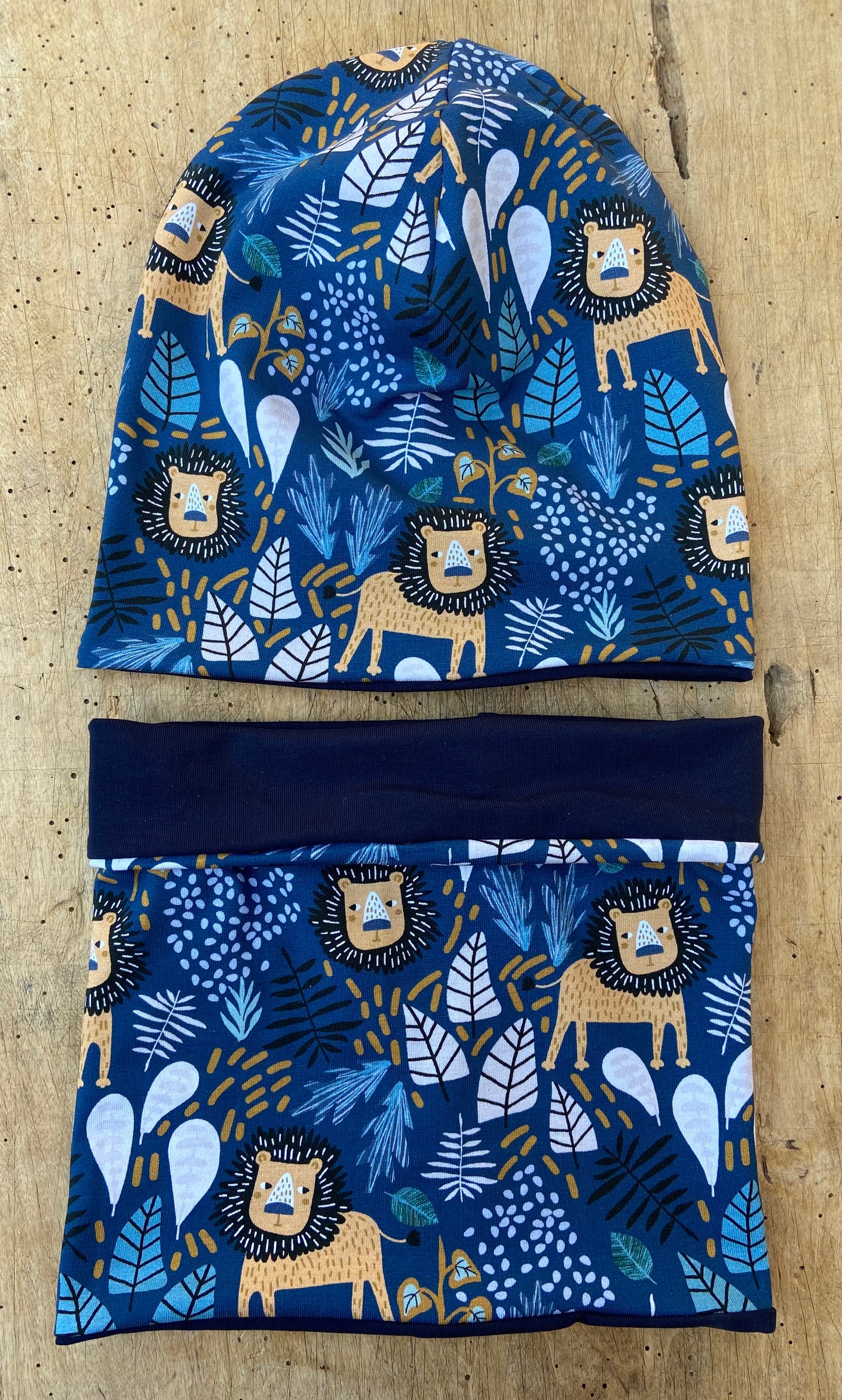 Beanie Set, Mütze Löwe, Loop, dunkelblau, Mütze Tiere, Mütze Junge, Mütze gefüttert