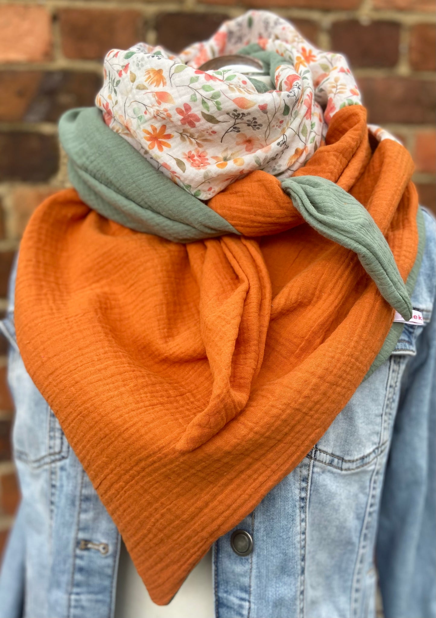 XXL Musselin Wende - Dreieckstuch Musselin Blüten orange grün großes Tuch Damen Musselintuch Geschenk Geburtstag Mama