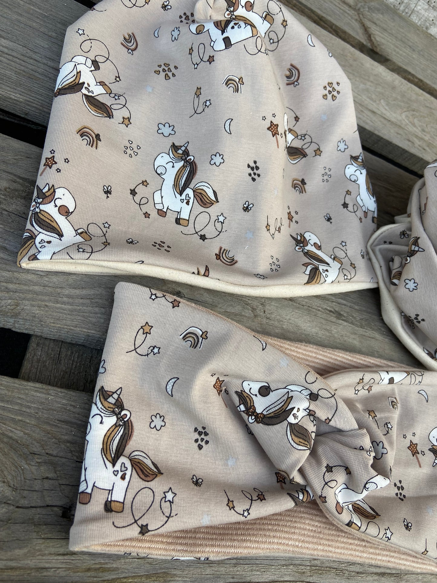 Set Pferde Beanie+ Loop Mädchen Fleece Mütze beige creme Longbeanie gefüttert Übergang Schal Horse