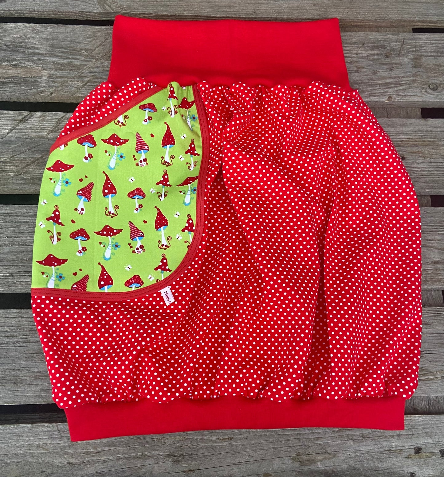 Ballonrock "Pilz" rot Punkte Damen Rock Häkelguste