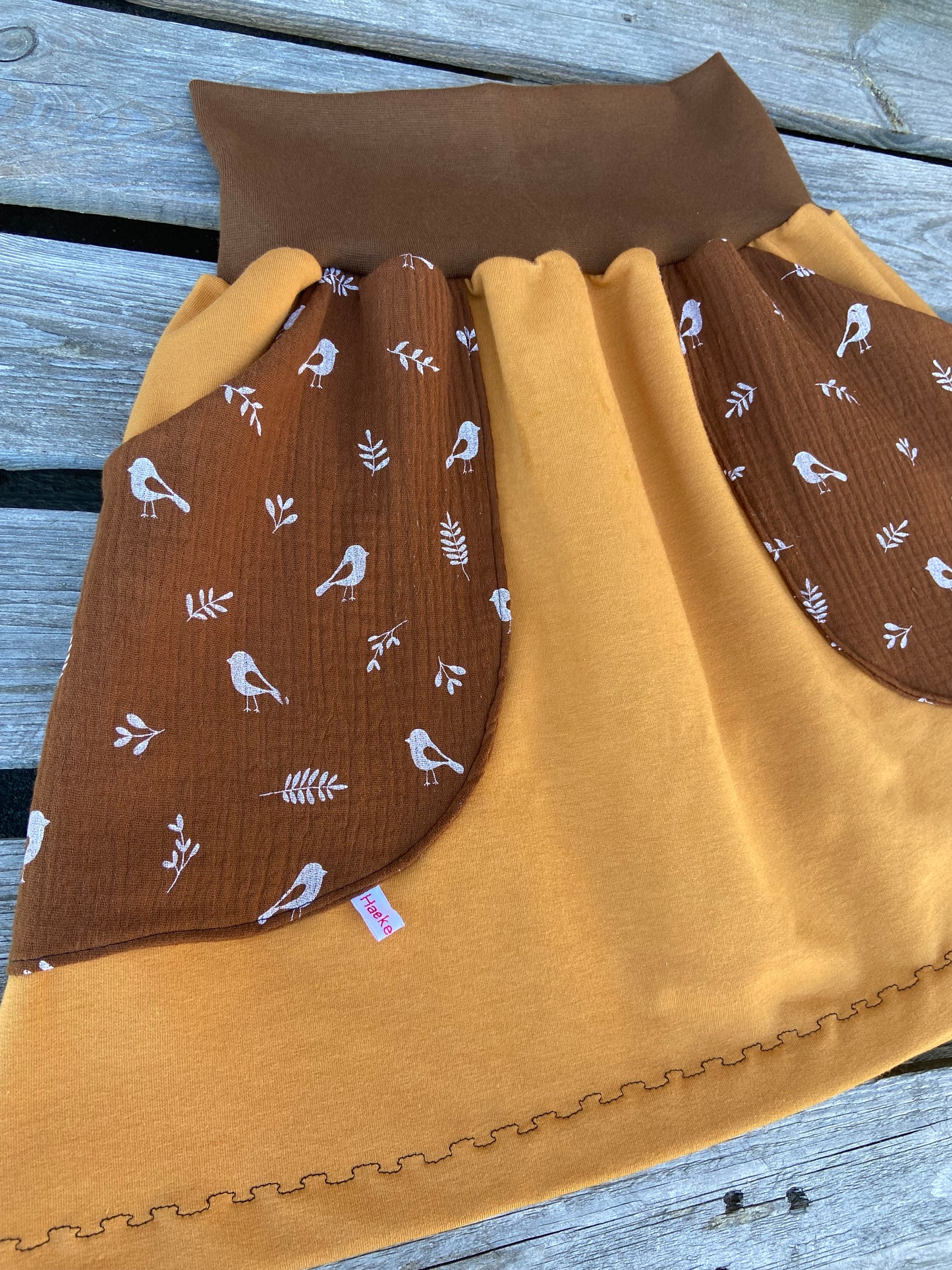 Rock aus leichtem Sweat mit Musselintaschen / Rock caramel braun mit Taschen / Damenrock
