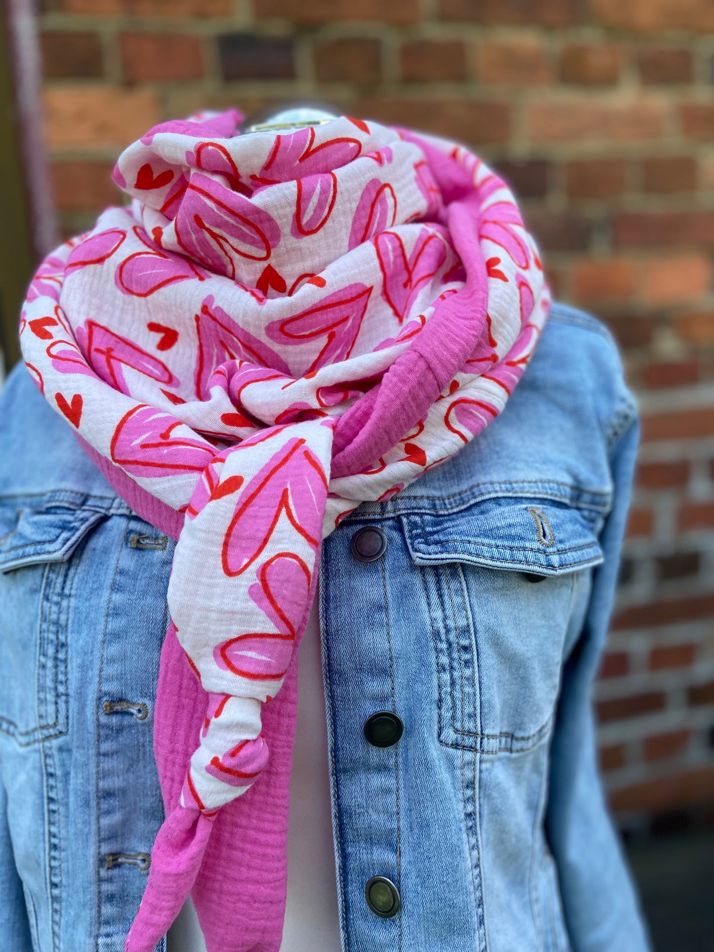 XXL Musselin Wende - Dreieckstuch / großes Tuch Damen / Geschenk Geburtstag Mama / Herzchen pink weiß / Muttertag