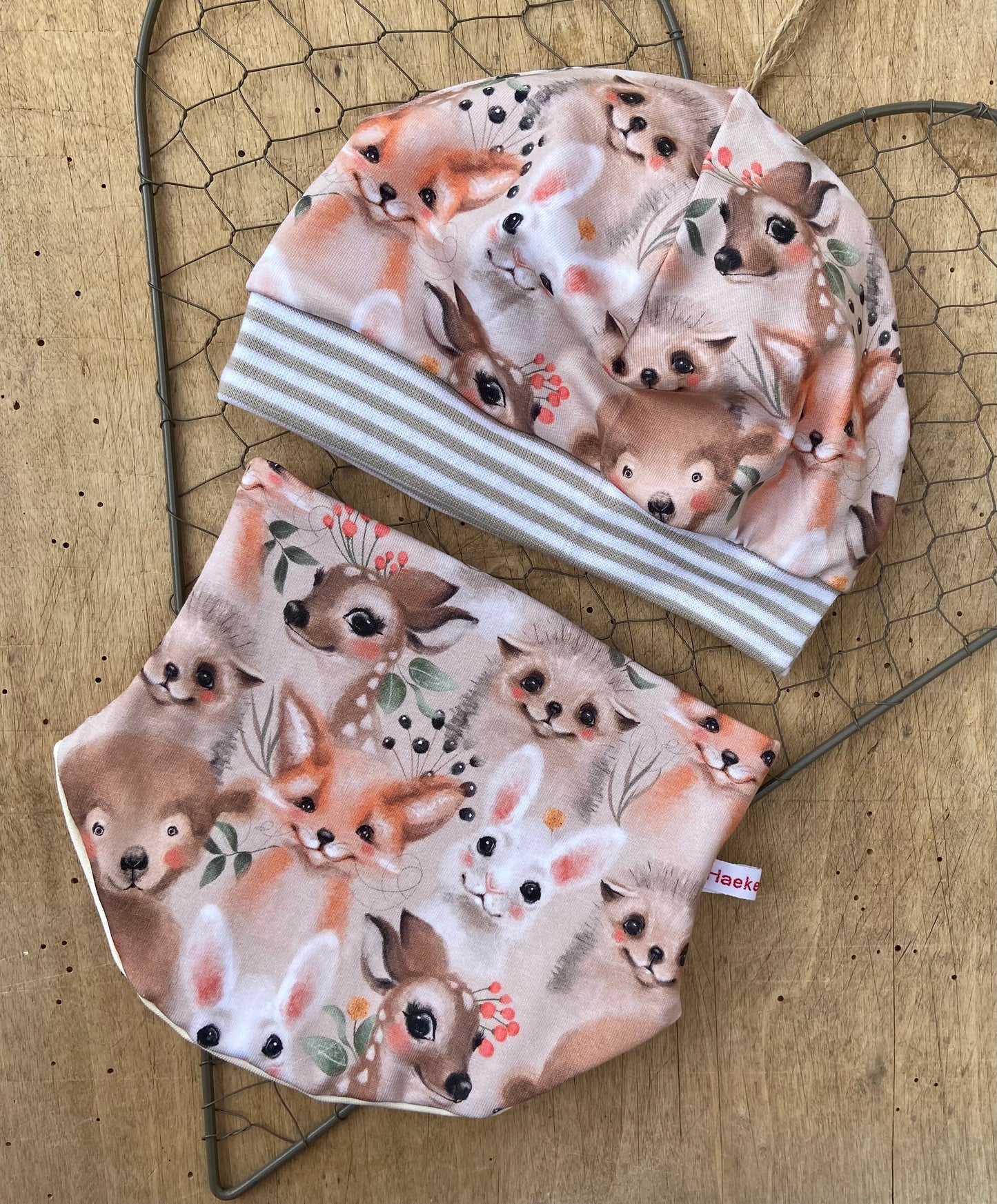 Mütze" Tiergesichter " Halssocke Kinder Beanie mit Bündchen Waldtiere Fuchs Reh beige Jersey Mädchen