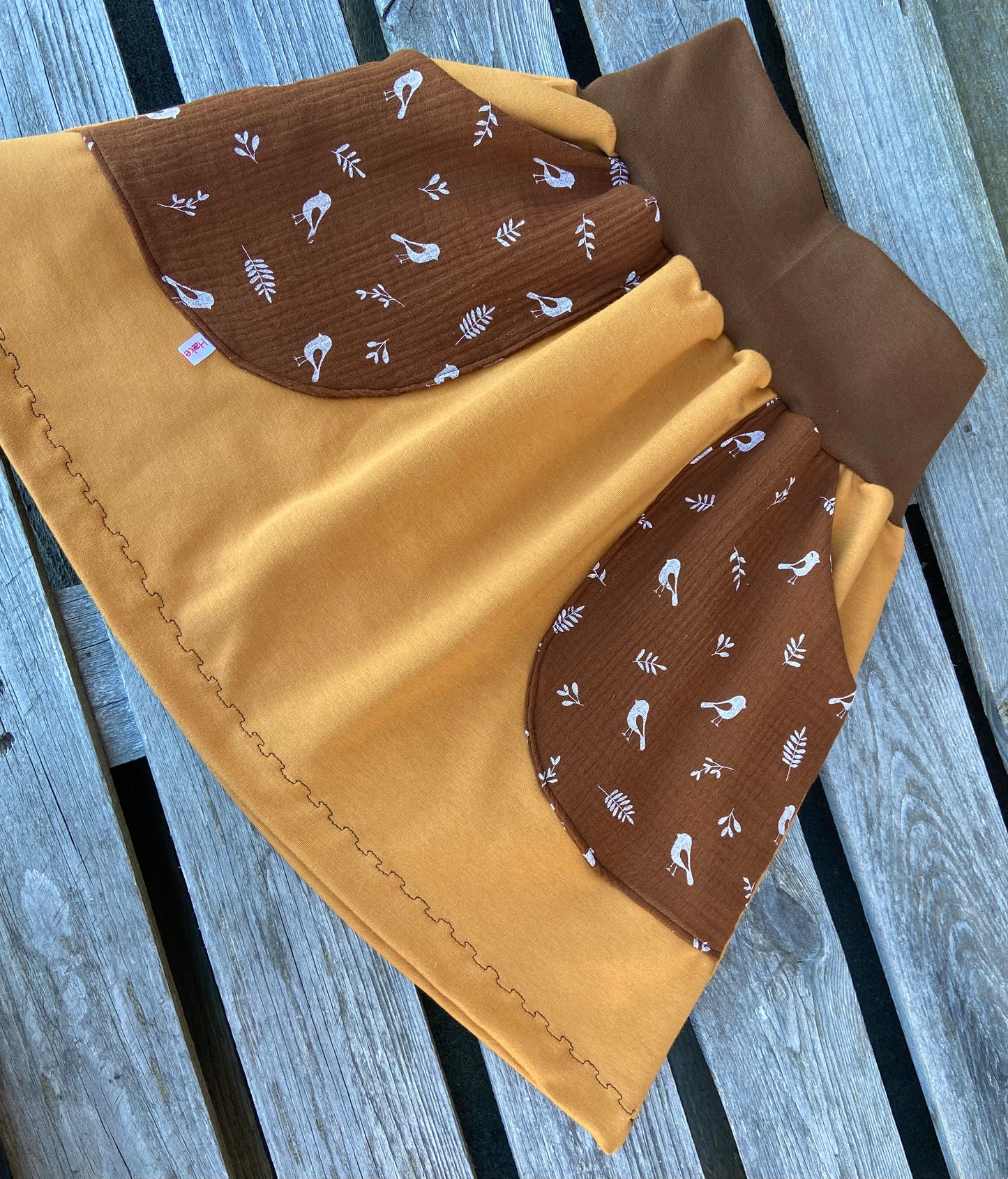 Rock aus leichtem Sweat mit Musselintaschen / Rock caramel braun mit Taschen / Damenrock