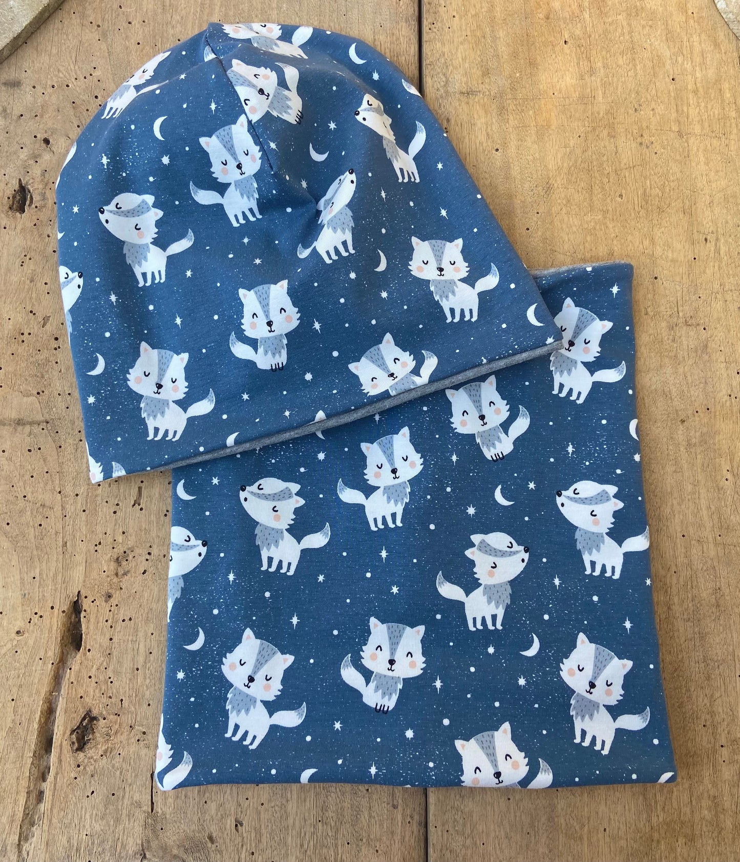 Mütze / Beanie und Loop Set Jersey Kinder Junge Tiere blau Wolf