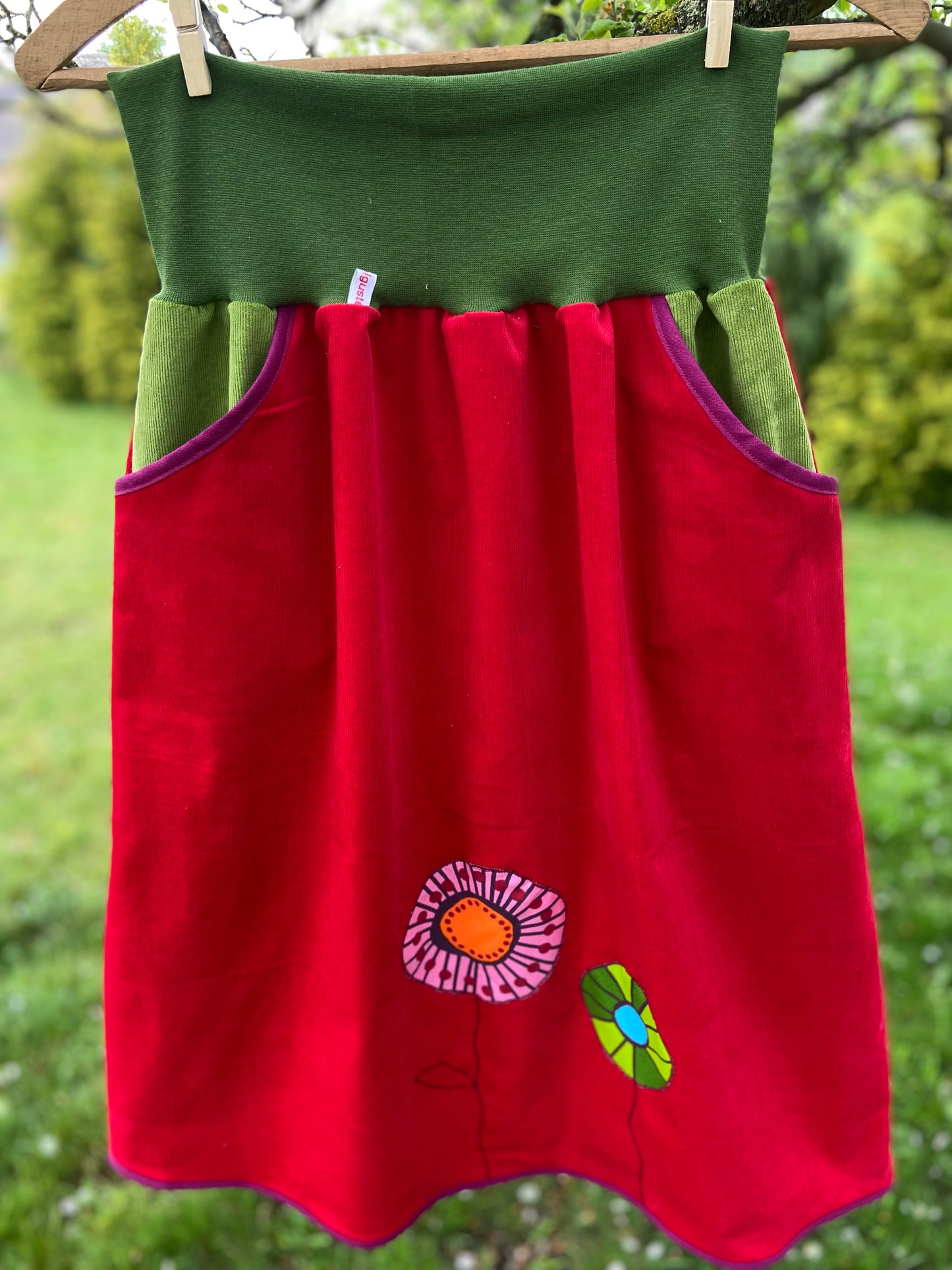 langer Cord-Rock, A-Form, Damen Rock, rot, Retro Blüten, Maxirock , vintage