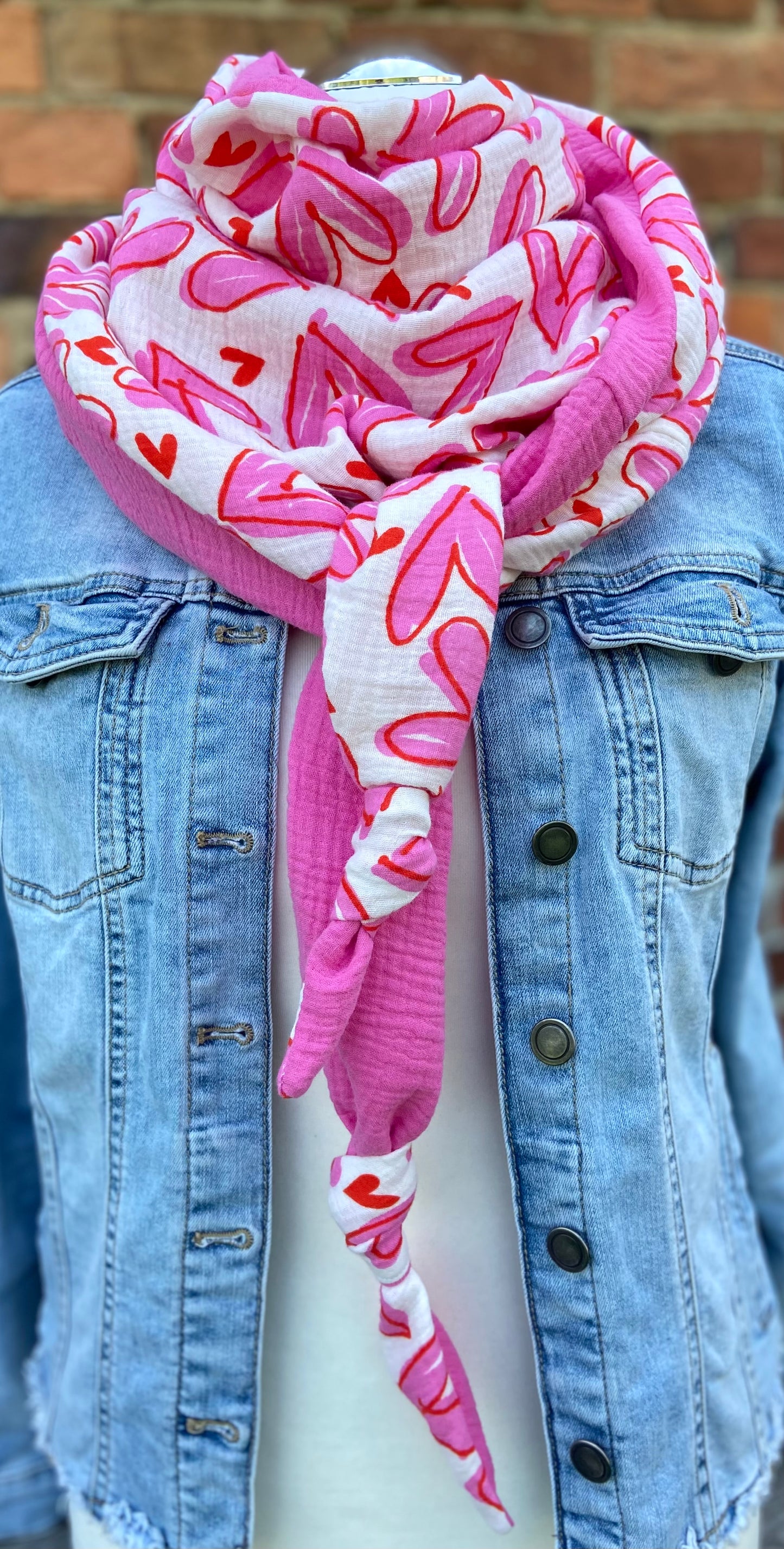 XXL Musselin Wende - Dreieckstuch / großes Tuch Damen / Geschenk Geburtstag Mama / Herzchen pink weiß / Muttertag
