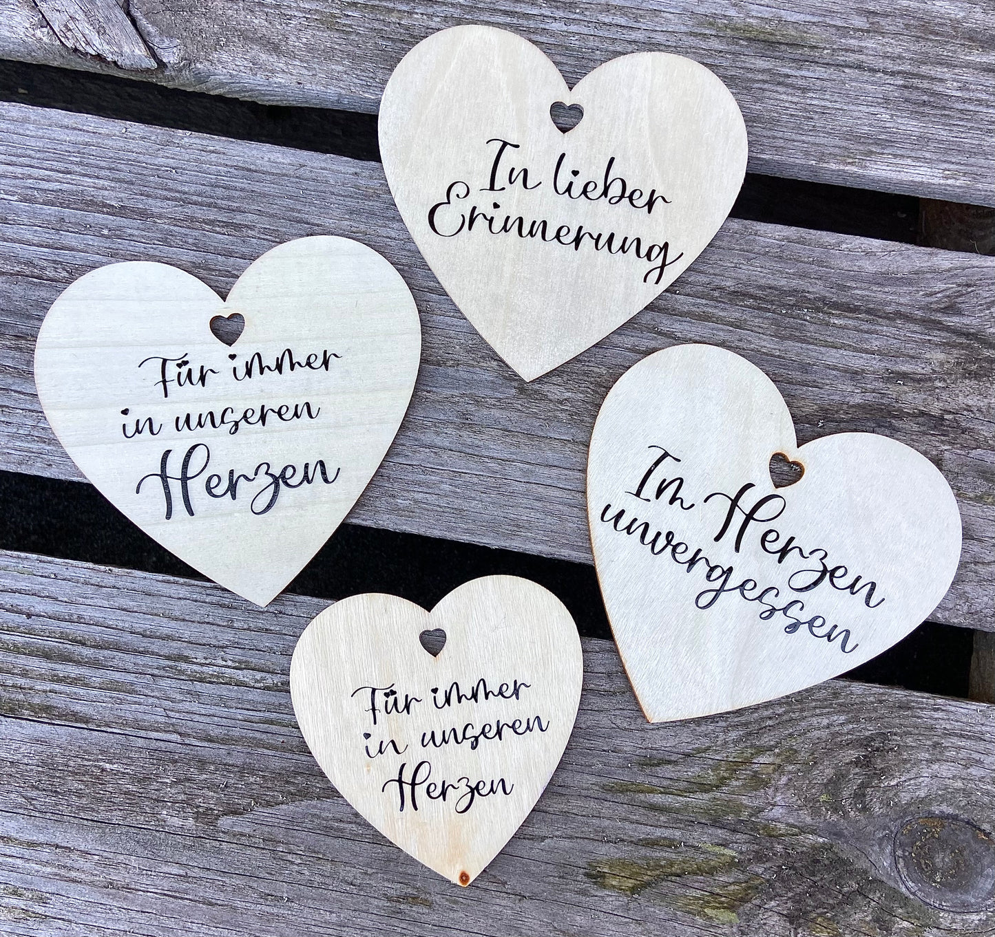 Kranzstecker / Trauer Holzherz / Trauerschleife / Grabschmuck / Beisetzung / Personalisiert / Grabkranzstecker / Grabgesteck / Trauerkranz
