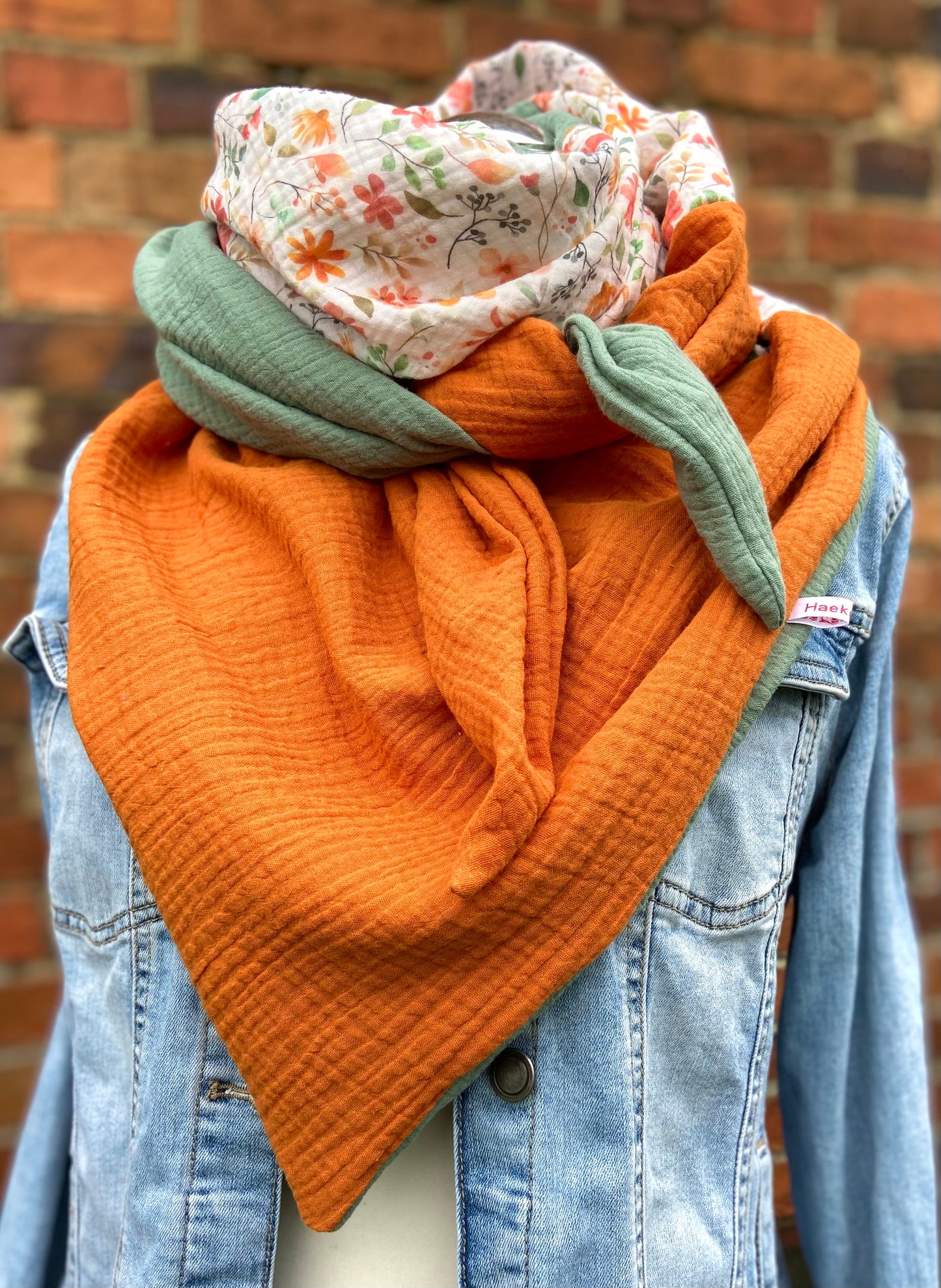 XXL Musselin Wende - Dreieckstuch Musselin Blüten orange grün großes Tuch Damen Musselintuch Geschenk Geburtstag Mama