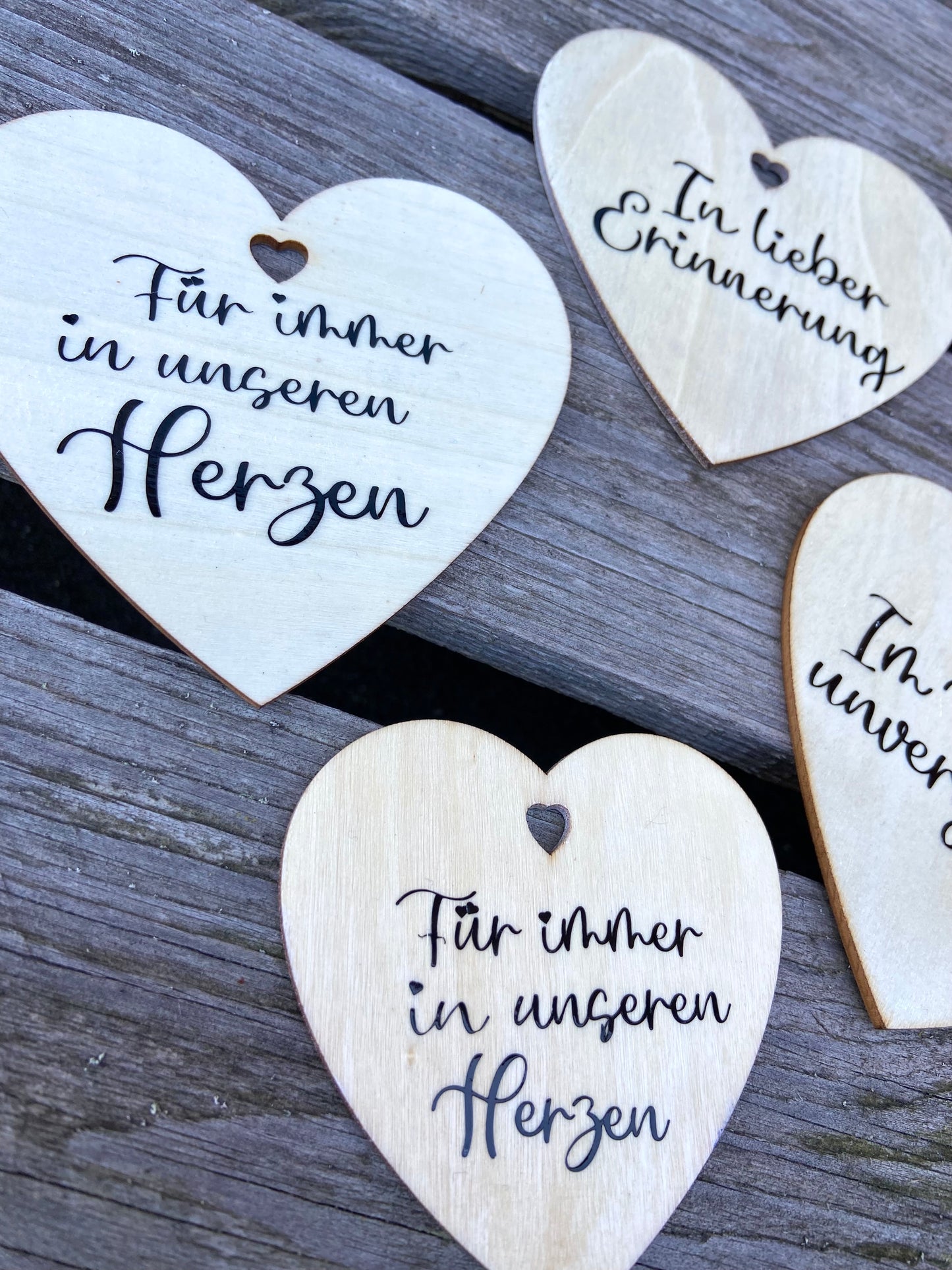 Kranzstecker / Trauer Holzherz / Trauerschleife / Grabschmuck / Beisetzung / Personalisiert / Grabkranzstecker / Grabgesteck / Trauerkranz