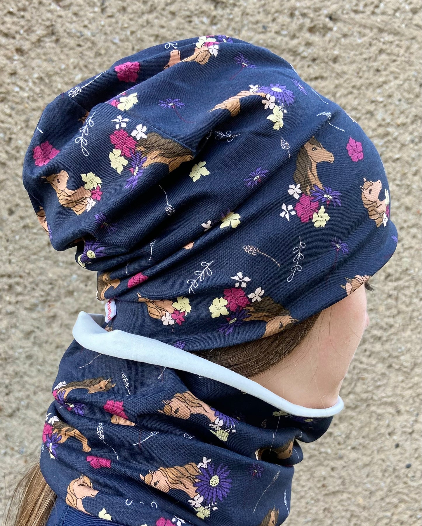 Mütze Beanie Pferd Jersey o.  Fleece Loop dunkelblau Mädchen Mütze Übergang einlagig doppellagig Herbst Winter gefüttert