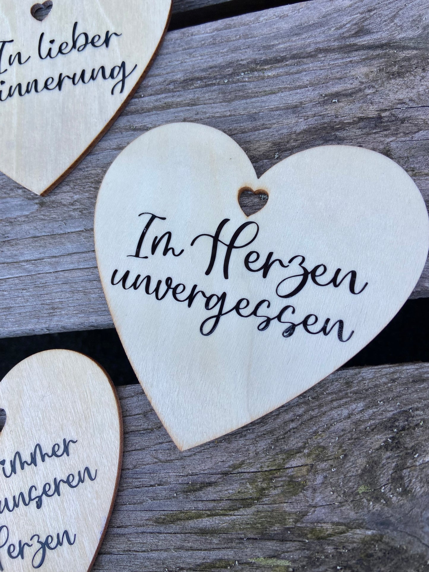 Kranzstecker / Trauer Holzherz / Trauerschleife / Grabschmuck / Beisetzung / Personalisiert / Grabkranzstecker / Grabgesteck / Trauerkranz