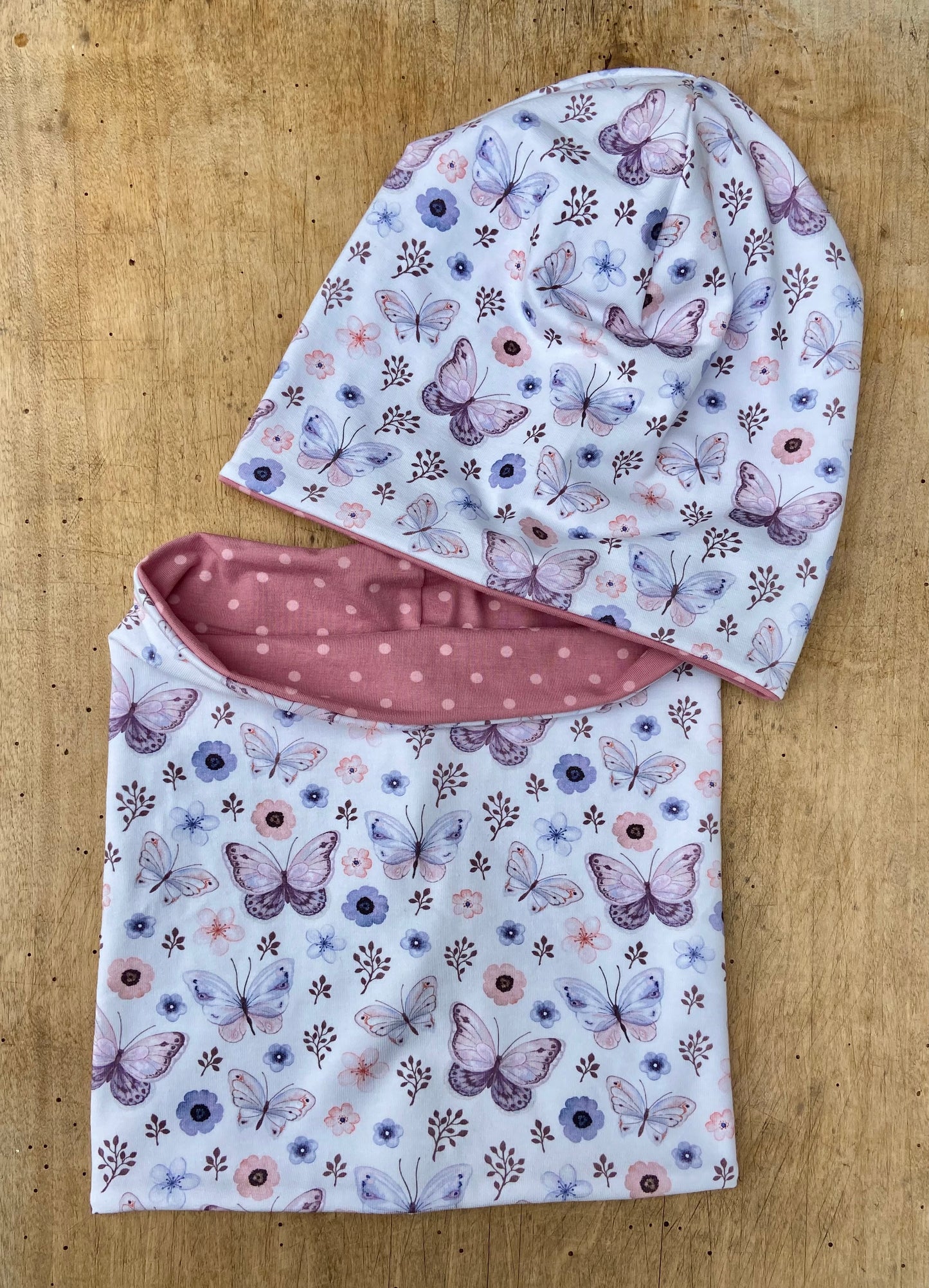 Beanie Schmetterling + Loop Mädchen Beanie 2 lagig rosa weiß Blumen Übergang Geschenk Set Girl
