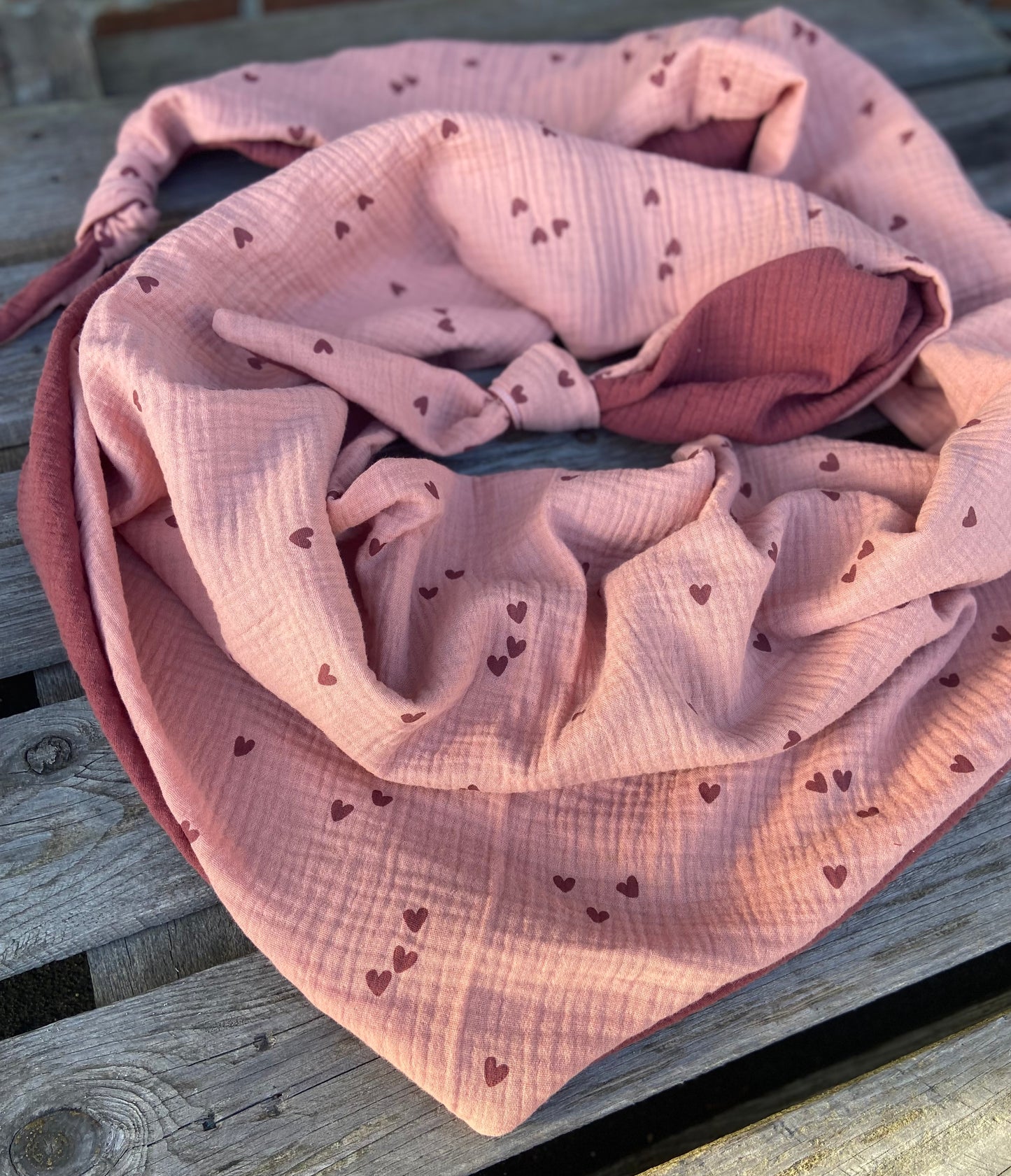 XXL Musselin Wende - Dreieckstuch / großes Tuch Damen / Geschenk Geburtstag Mama / Pünktchen Herzchen rostrot aprikose / Muttertag
