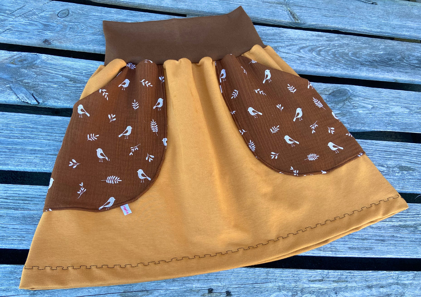 Rock aus leichtem Sweat mit Musselintaschen / Rock caramel braun mit Taschen / Damenrock