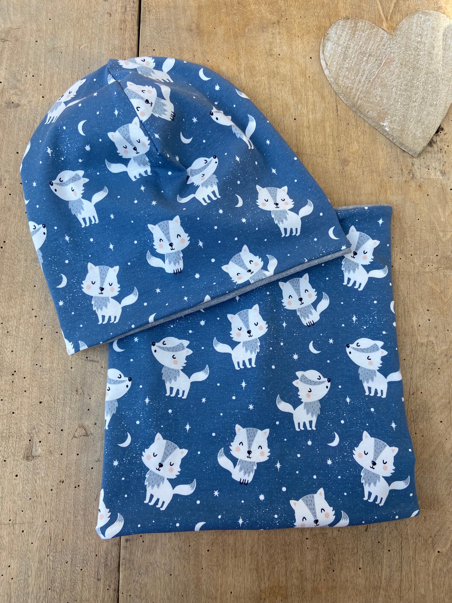 Mütze / Beanie und Loop Set Jersey Kinder Junge Tiere blau Wolf