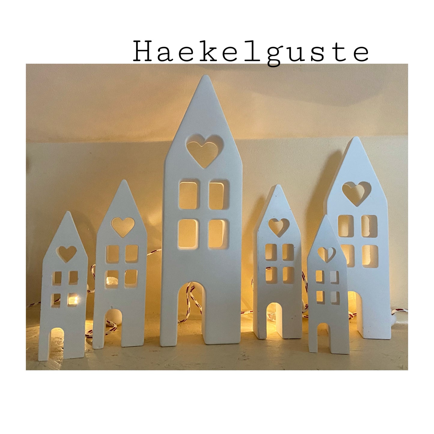 große Häuser weiß Deko Landhaus Hochzeit Tischdeko Geburtstag Geschenk Set 6 Größen Häuser Lichterhäuser Hygge Scandi Haus Kerzenteller